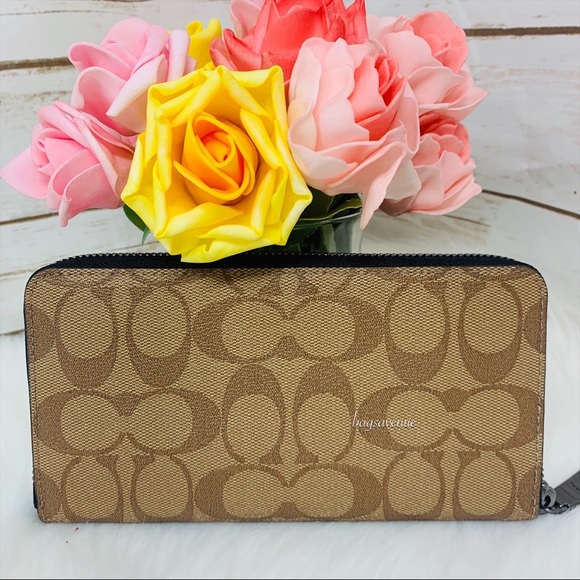 coach Star Wars special edition wallet khaki multi - Picture 8 of 8